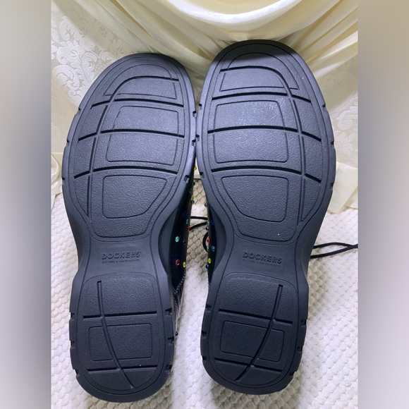 DOCKERS - Picture 12 of 12